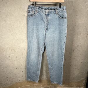 Levis 550 Jeans Womens 14 Blue Relaxed Fit Tapered Leg VTG Medium Light Wash